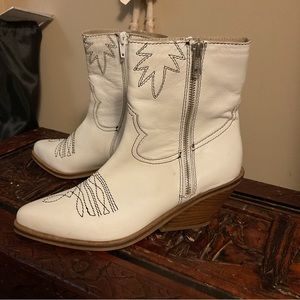 Diba true white cowboy boots